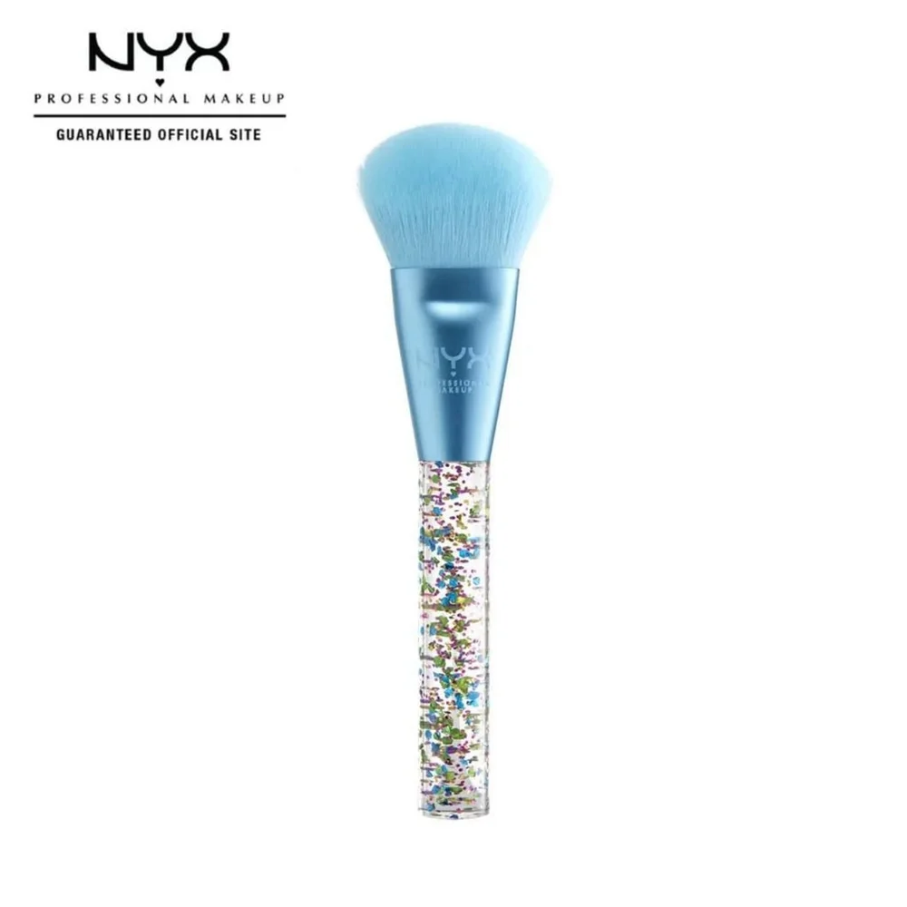 NYX Professional Makeup Sprinkle Town Face Brush, New in Box